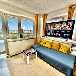 Apartament Sun Clima/ac Metro X2 Fast Wifi 500 Mbs 70'tv Netflix Appletv Hbo, Warszawa